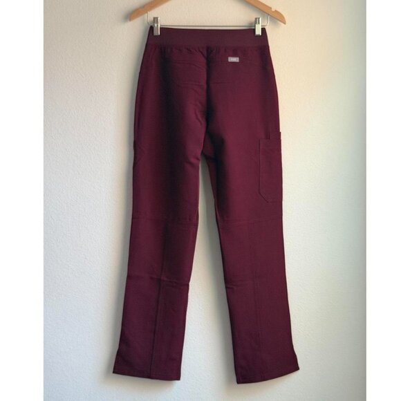 Figs Kade Cargo Scrub Pants in Burgundy, Size X-Small - Picture 8 of 9
